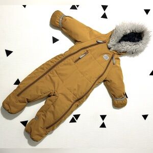 Mustard coloured Perlimpinpin one-piece snowsuit (18 months).